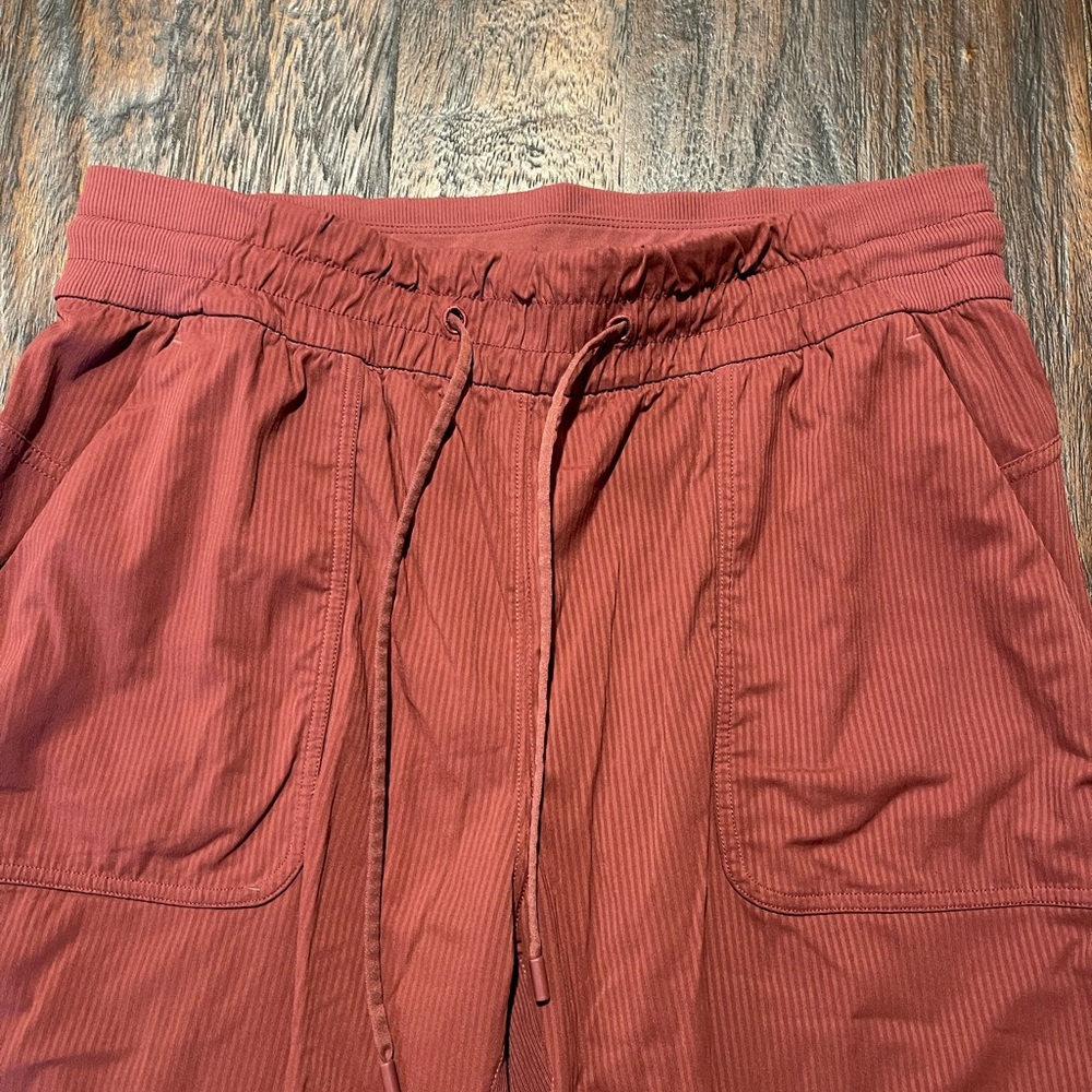 lululemon Dance Studio Crop - 25”